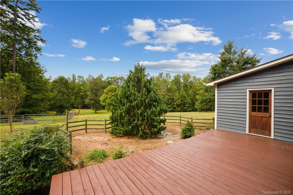 750 Rhyne Road Clover, SC 29710 - Photo 2 of 27