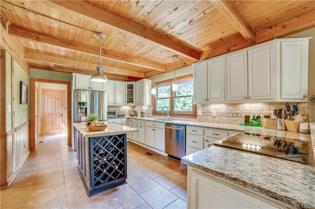 750 Rhyne Road Clover, SC 29710 - Photo 4 of 27