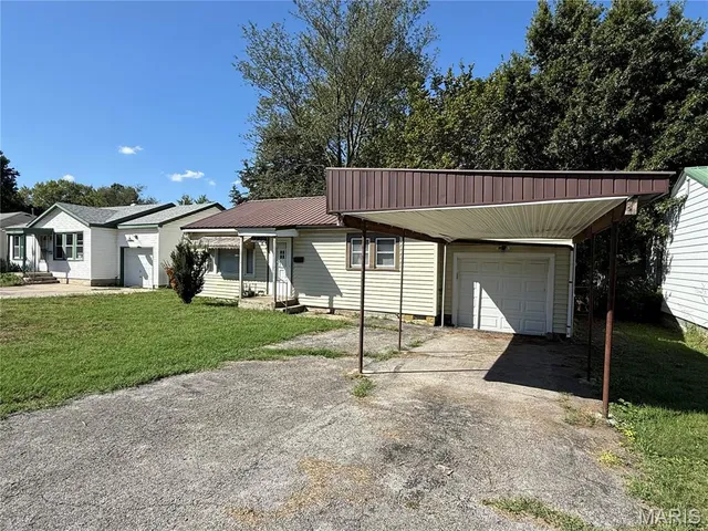 $135,000 | 1719 North Weller Avenue, Springfield, MO 65803