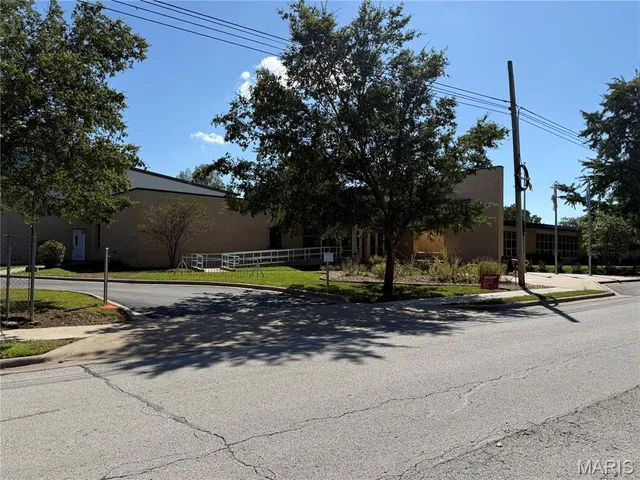 $135,000 | 1719 North Weller Avenue, Springfield, MO 65803