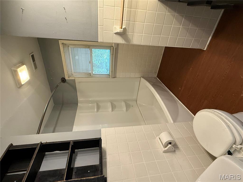 1719 North Weller Avenue Springfield, MO 65803 - Photo 9 of 16