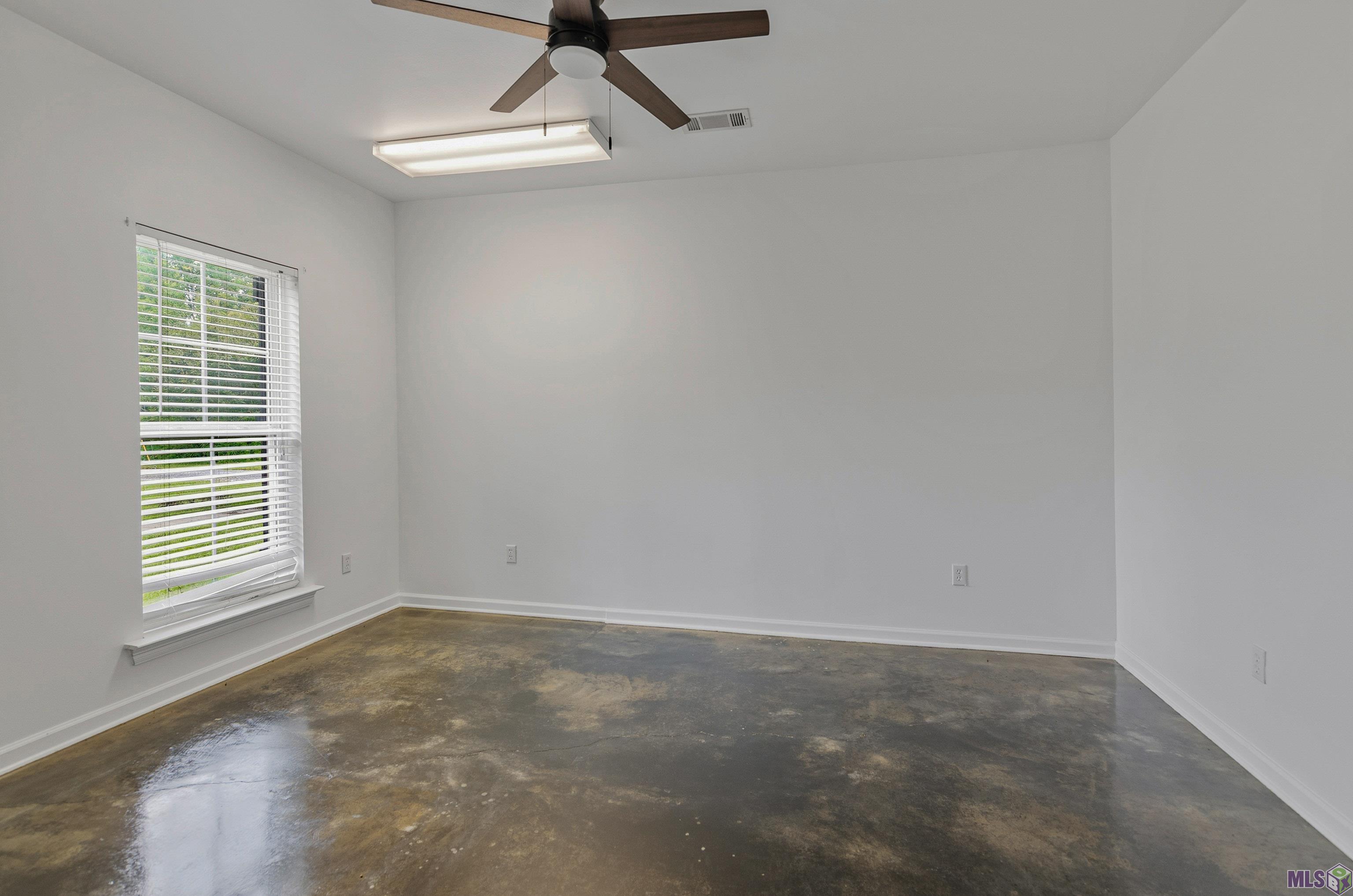 14105 Bert Allen Road Gonzales, LA 70737 - Photo 6 of 40 Office