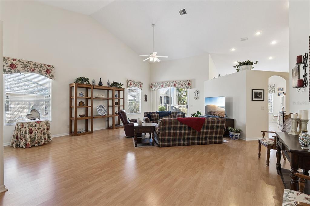 295 Marsh Landing Circle, Unit 30 DeBary, FL 32713 - Photo 11 of 59