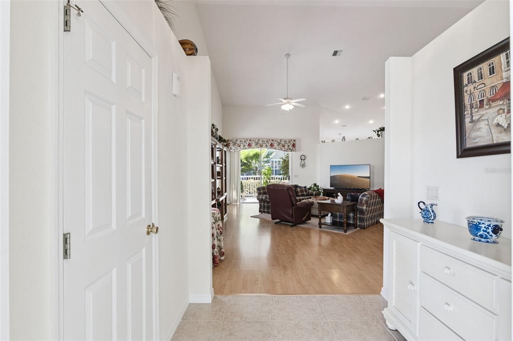 295 Marsh Landing Circle, Unit 30 DeBary, FL 32713 - Photo 5 of 59