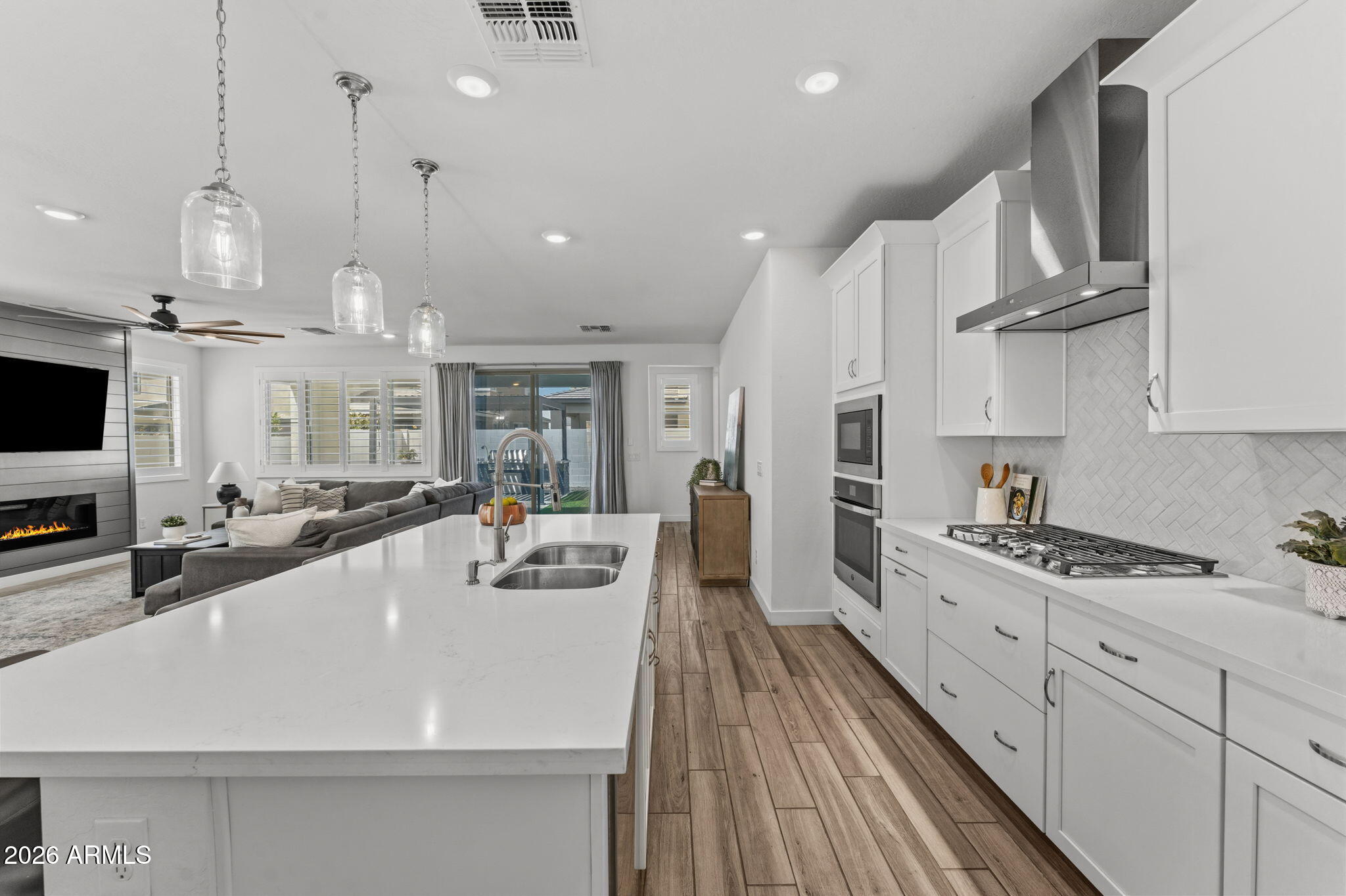 1532 East Rakestraw Lane Gilbert, AZ 85298 - Photo 22 of 53 Gallery Image 22