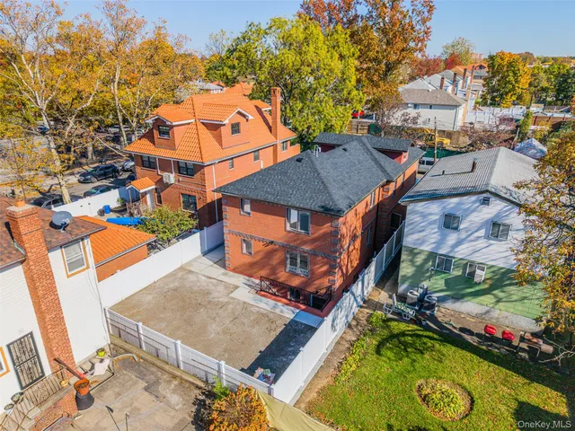$2,488,000 | 46-34 211th Street | Bayside