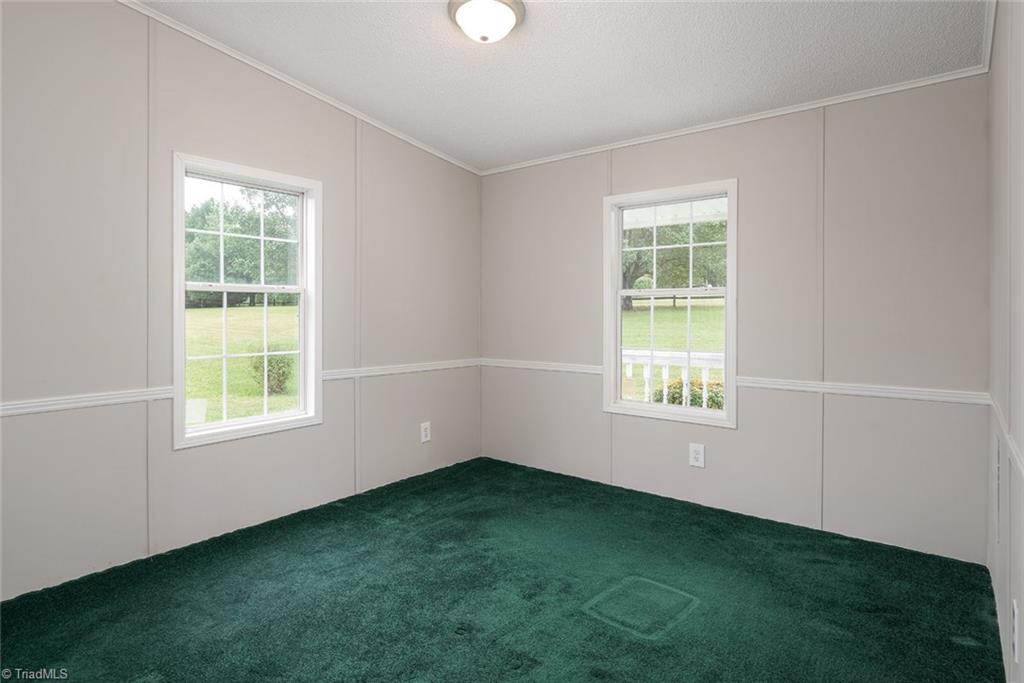 411 Apple Road Reidsville, NC 27320 - Photo 23 of 48 3rd Bedroom