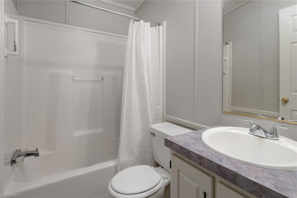 411 Apple Road Reidsville, NC 27320 - Photo 25 of 48 2nd full Bathroom