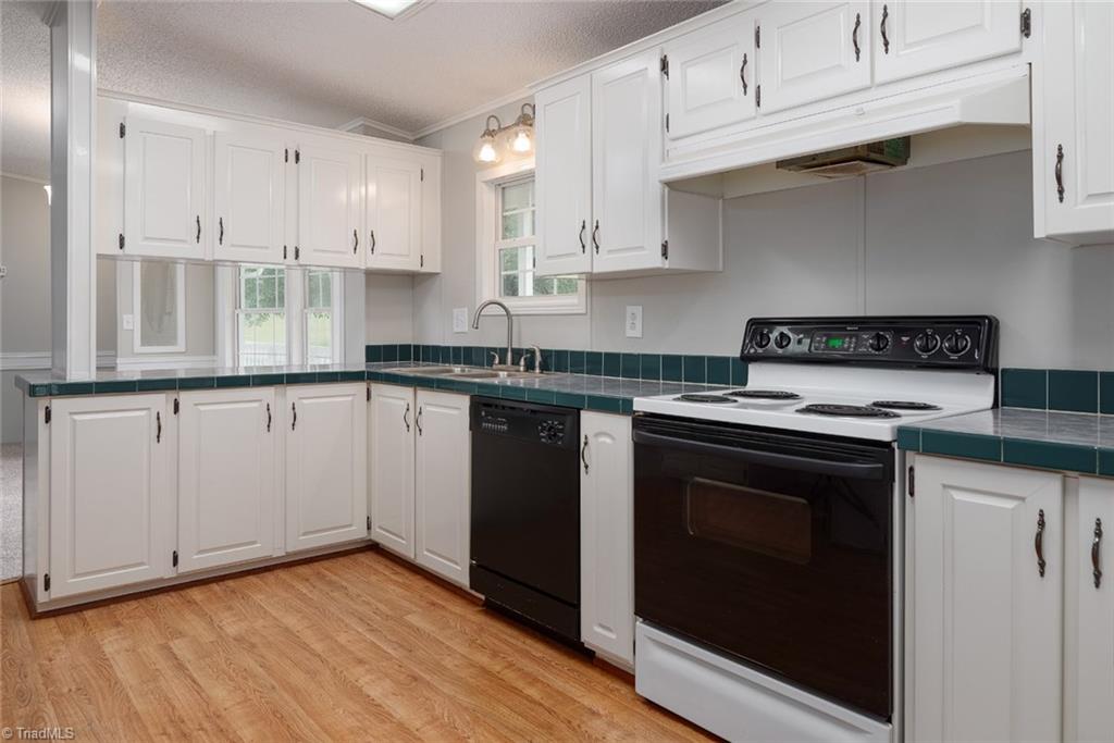 411 Apple Road Reidsville, NC 27320 - Photo 8 of 48 Gallery Image 8