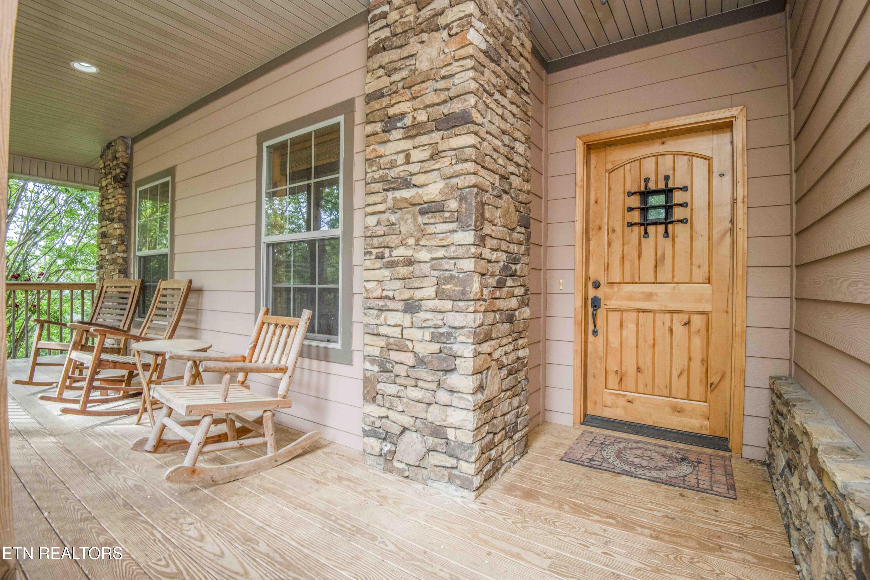 1033 Shell Mountain Road Sevierville, TN 37876 - Photo 8 of 60 porch 1_1