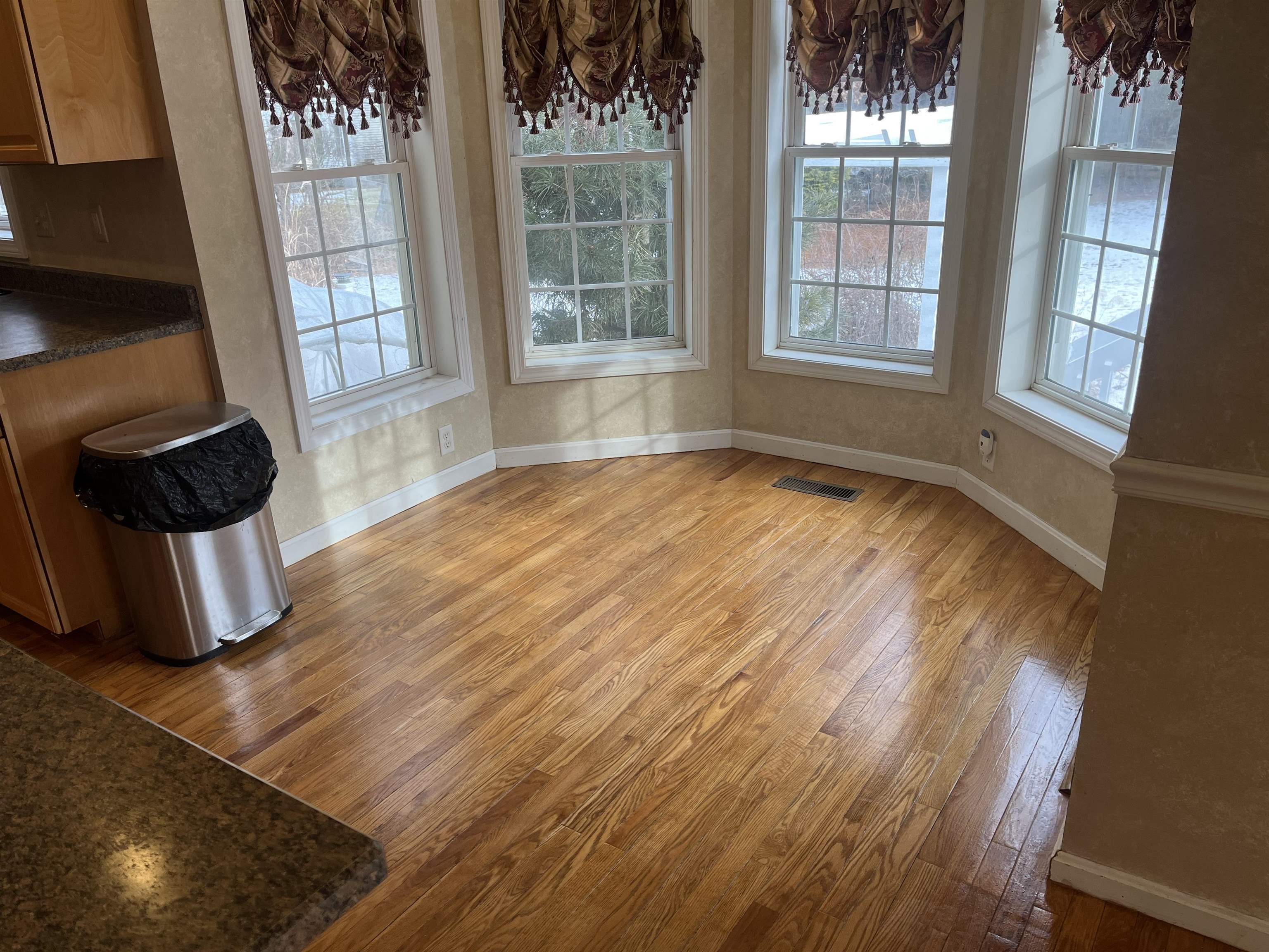 10 Checkerberry Lane Londonderry, NH 03053 - Photo 13 of 50