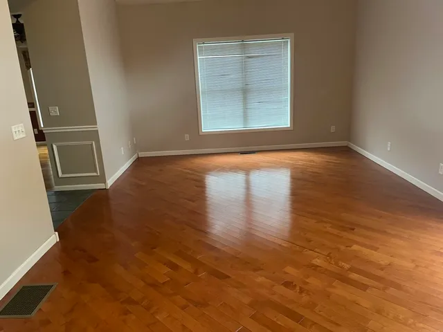 $899,000 | 10 Checkerberry Lane, Londonderry, NH 03053