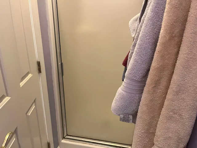 $899,000 | 10 Checkerberry Lane, Londonderry, NH 03053