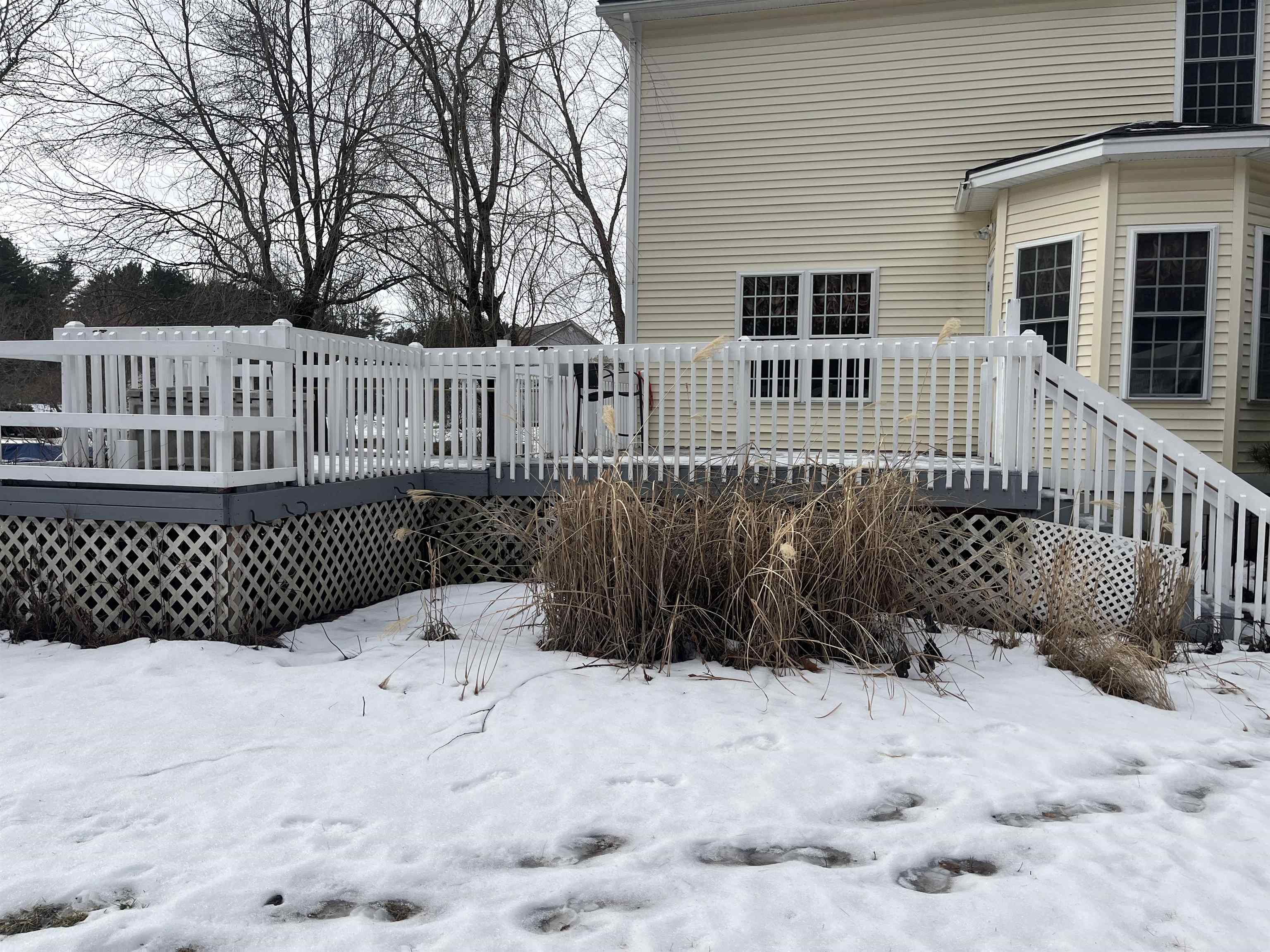 10 Checkerberry Lane Londonderry, NH 03053 - Photo 4 of 50