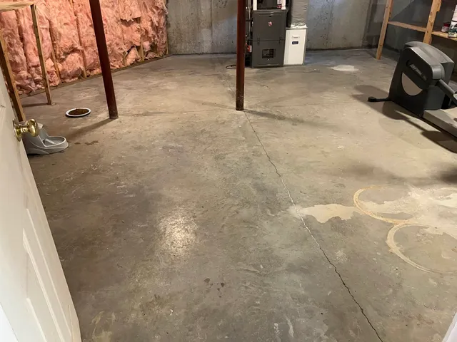 $899,000 | 10 Checkerberry Lane, Londonderry, NH 03053