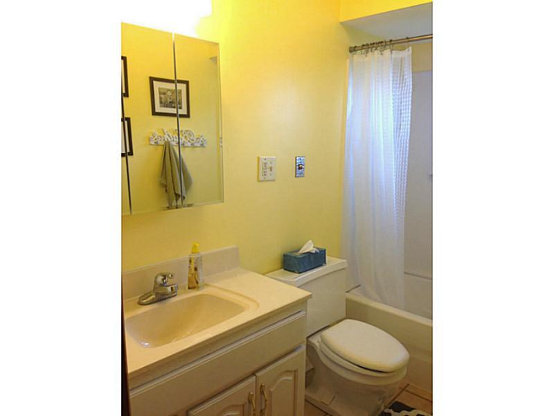 105 Williams Road Butler, PA 16001 - Photo 13 of 14 Full Bath.