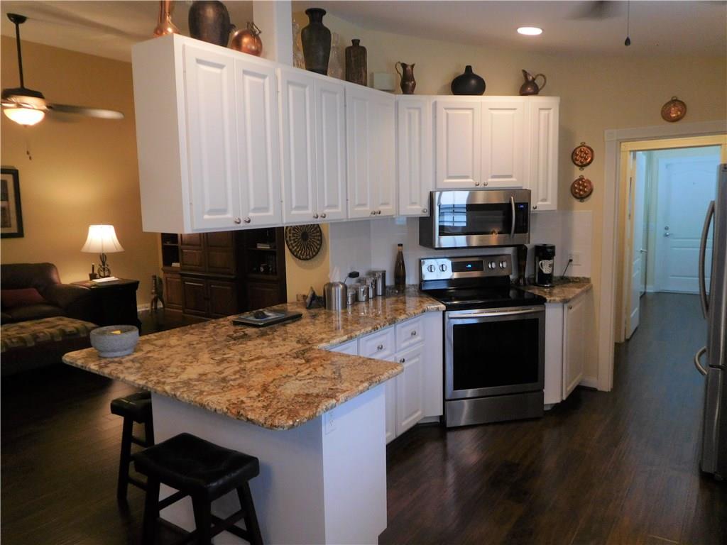 859 Southwest Balmoral Trace Stuart, FL 34997 - Photo 13 of 33 Gallery Image 13