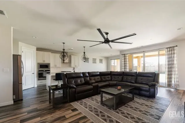 $569,950 | Undisclosed Address, Bakersfield, CA 93311