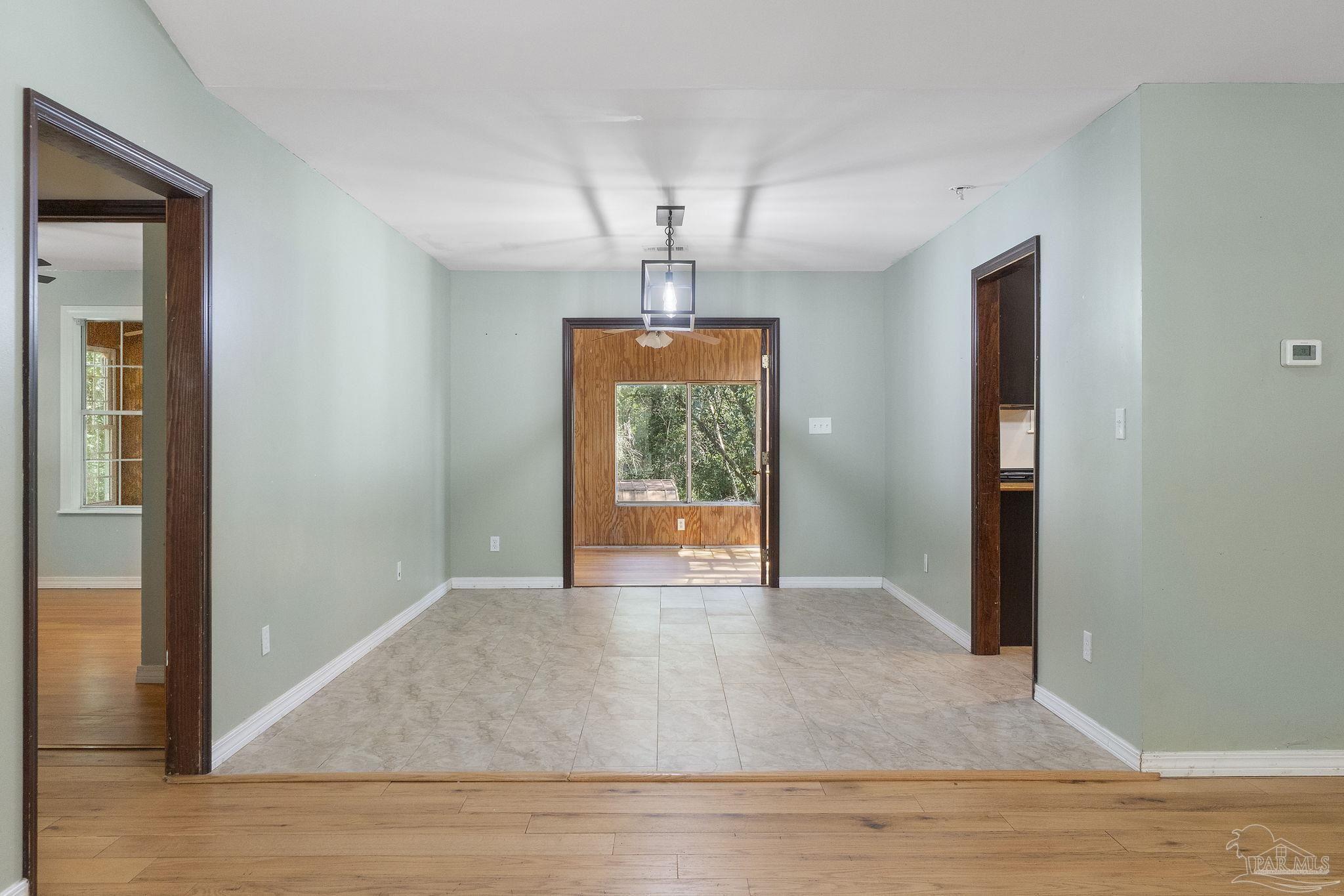 896 Lexington Road Pensacola, FL 32514 - Photo 11 of 38 Gallery Image 11