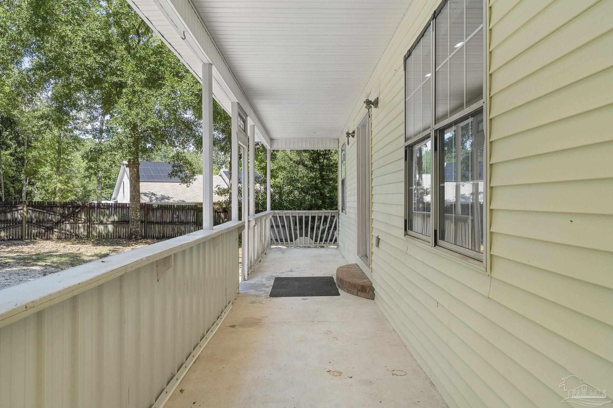 896 Lexington Road Pensacola, FL 32514 - Photo 4 of 38 Gallery Image 4