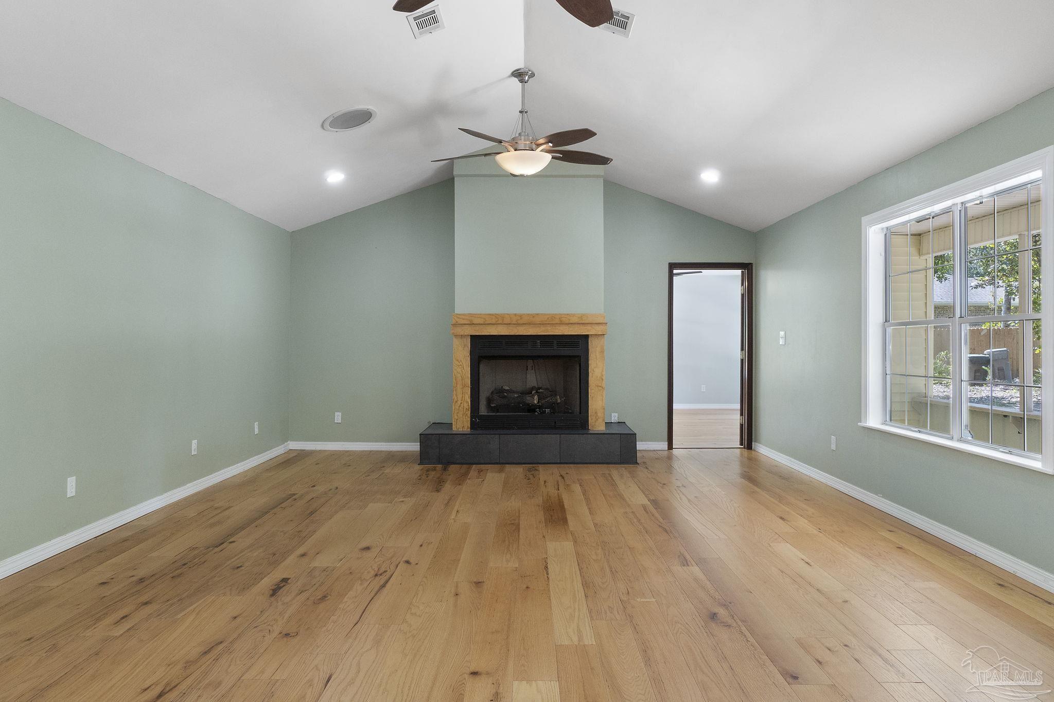 896 Lexington Road Pensacola, FL 32514 - Photo 8 of 38 Gallery Image 8