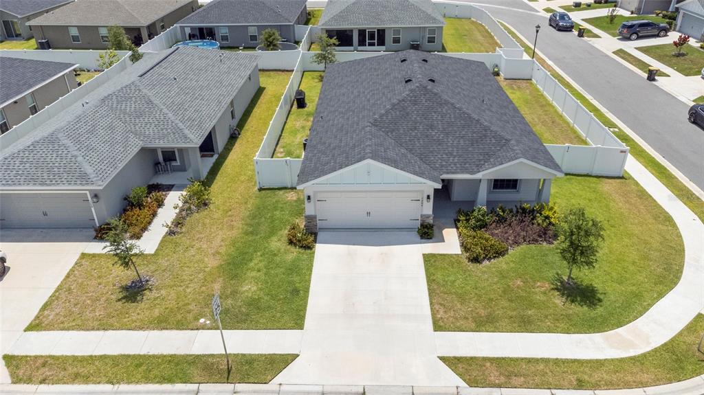 1204 Mezzavalle Way Auburndale, FL 33823 - Photo 34 of 42 a view of swimming pool