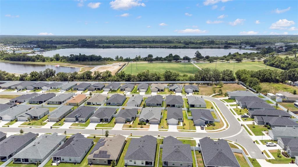 1204 Mezzavalle Way Auburndale, FL 33823 - Photo 39 of 42 a view of a city with an ocean view