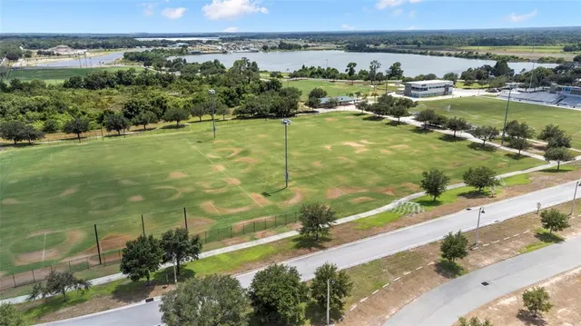 $2,300 | 1204 Mezzavalle Way, Auburndale, FL 33823