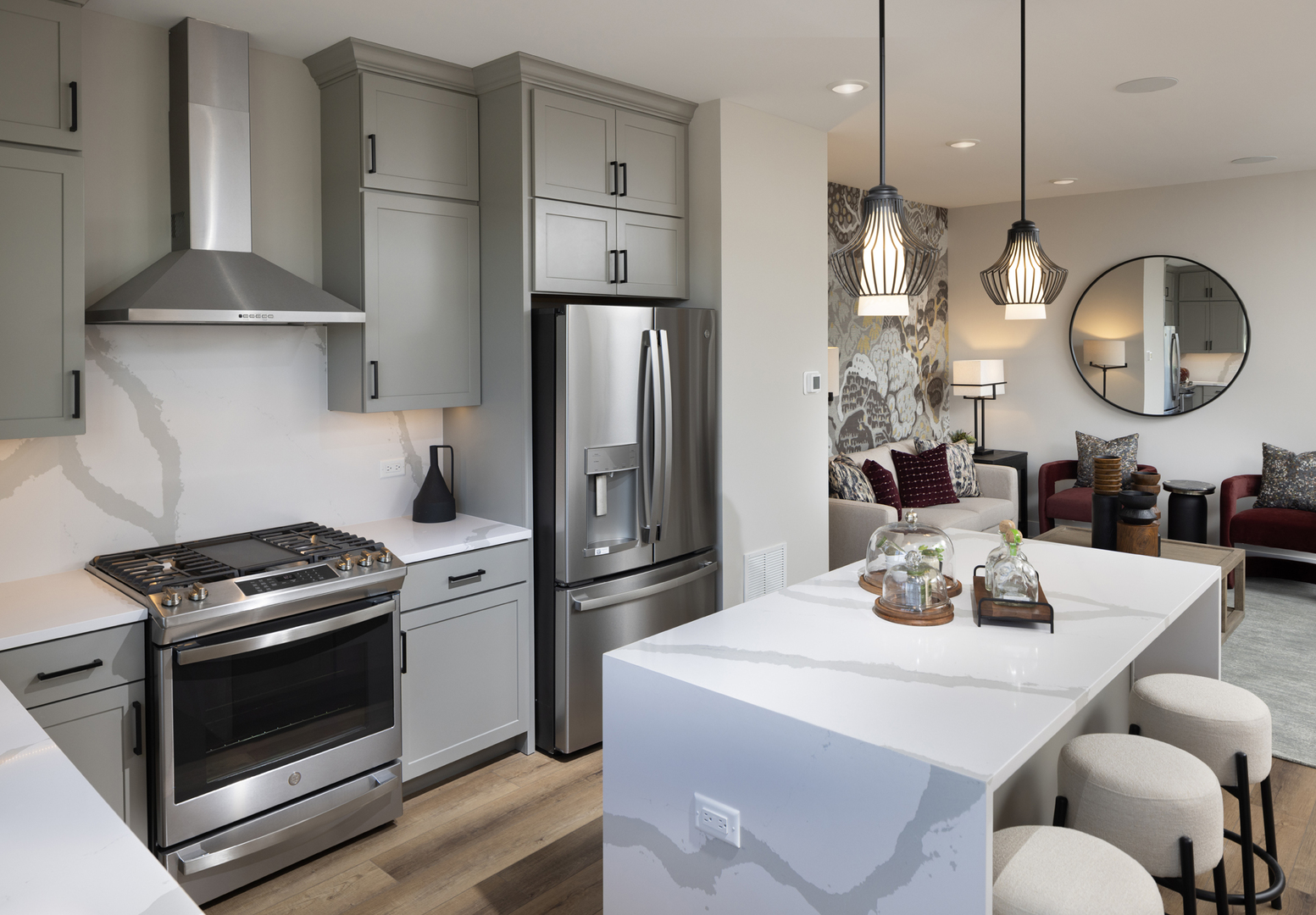 2769 Stone Circle Geneva, IL 60134 - Photo 3 of 9