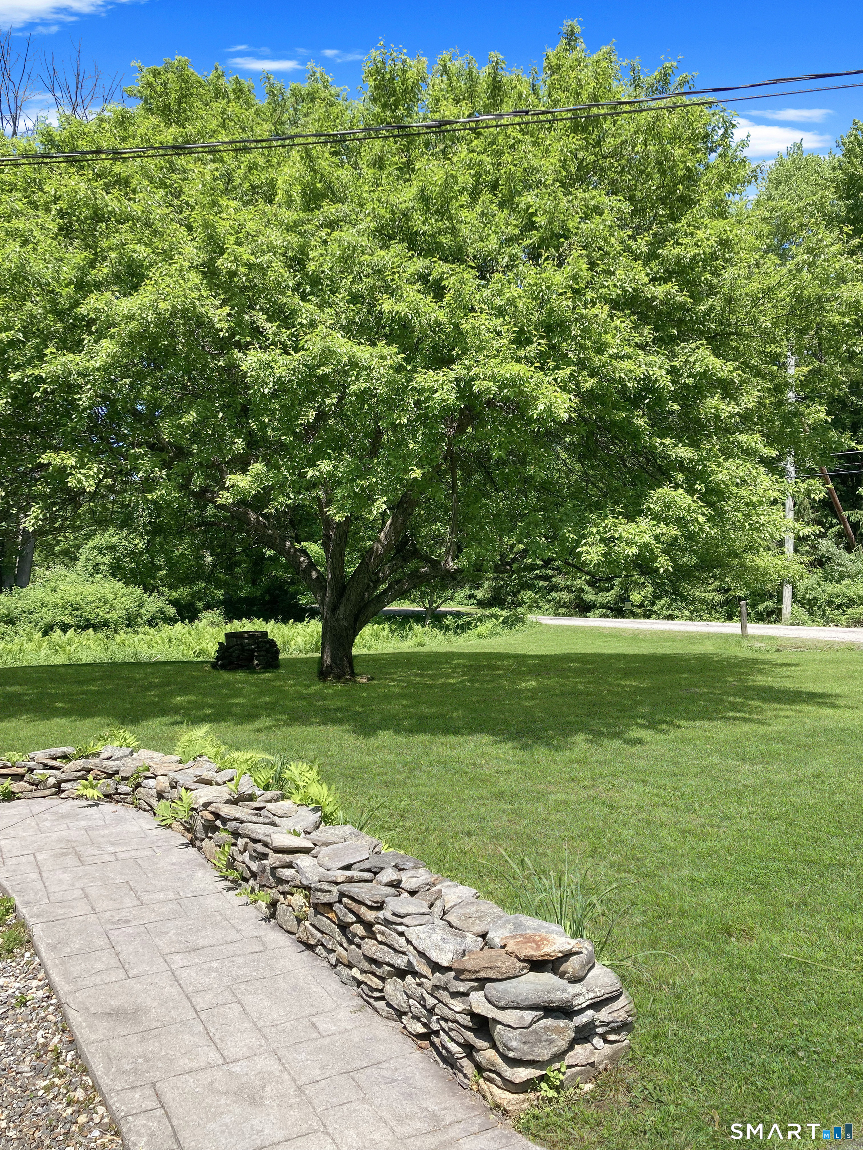 274 Hanks Hill Road Mansfield, CT 06268 - Photo 4 of 40