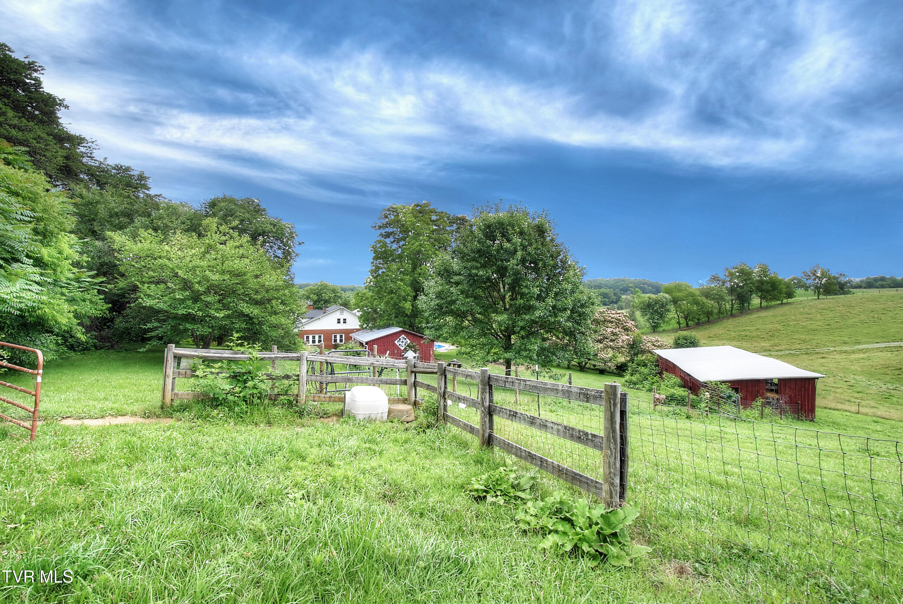 160 Conklin Road Jonesborough, TN 37659 - Photo 5 of 57 DSC_0181_2_3_4_5_6 (1)