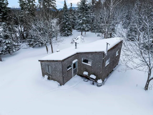 $199,900 | 242 Noyes Road, Stewartstown, NH 03576