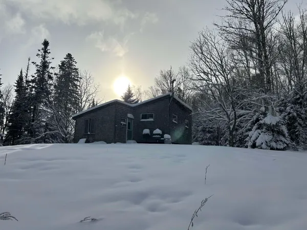 $189,900 | 242 Noyes Road, Stewartstown, NH 03576