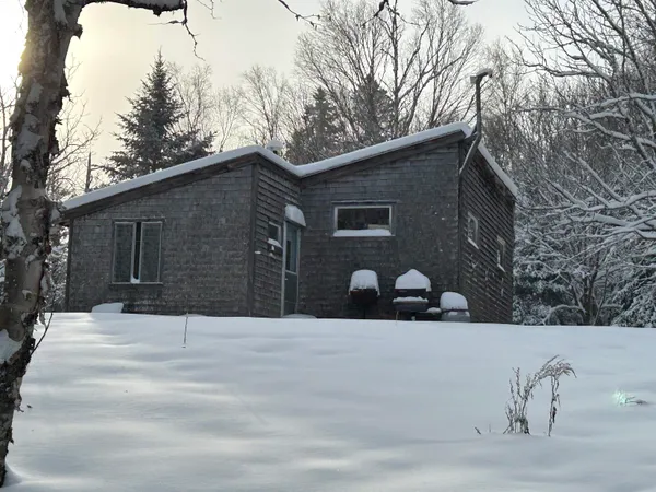 $189,900 | 242 Noyes Road, Stewartstown, NH 03576