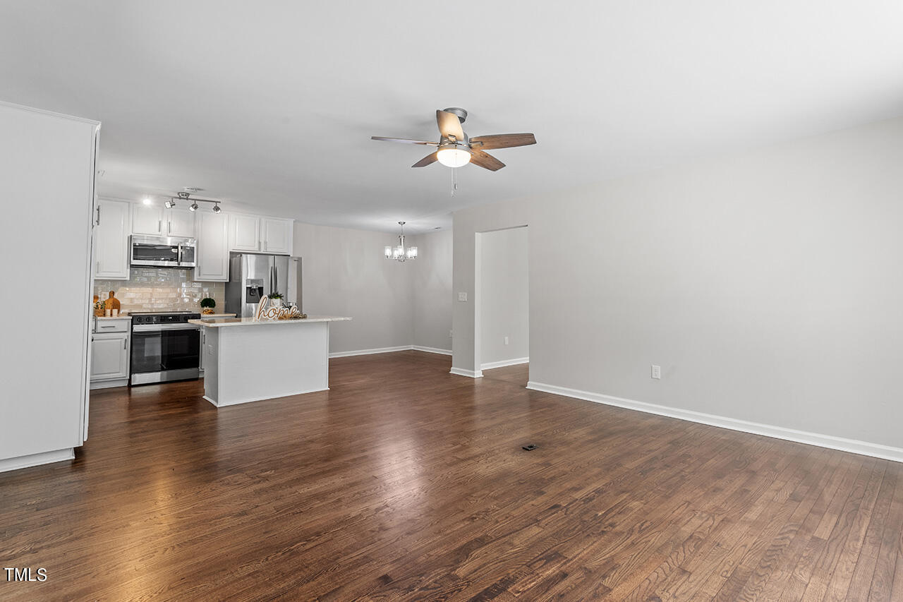 703 Torredge Road Durham, NC 27712 - Photo 11 of 33 703 Torredge Rd_23
