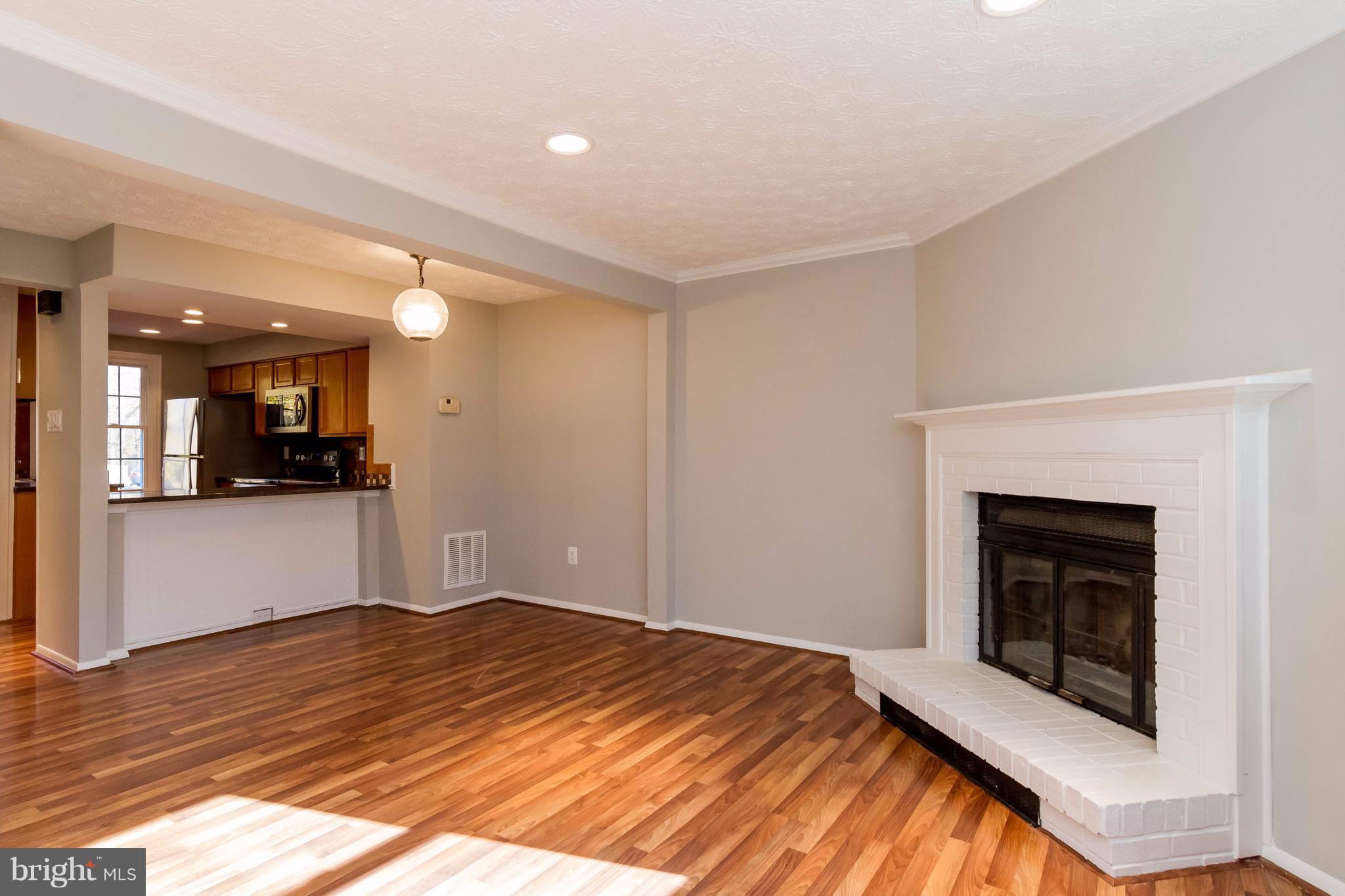 8030 Grandview Court Springfield, VA 22153 - Photo 11 of 27 Family Room, Breakfast/ Dining Room