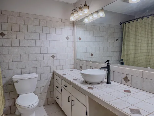 $300,000 | 1127 Victory Garden Drive, Tallahassee, FL 32301