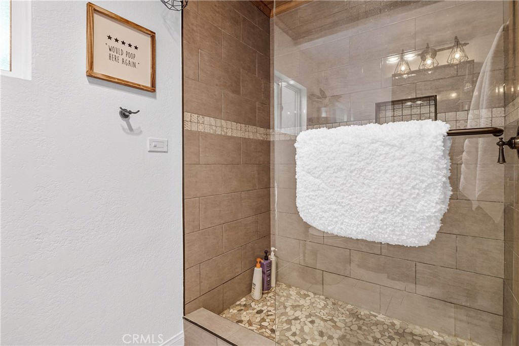 660 Barrett Way Big Bear City, CA 92314 - Photo 17 of 32