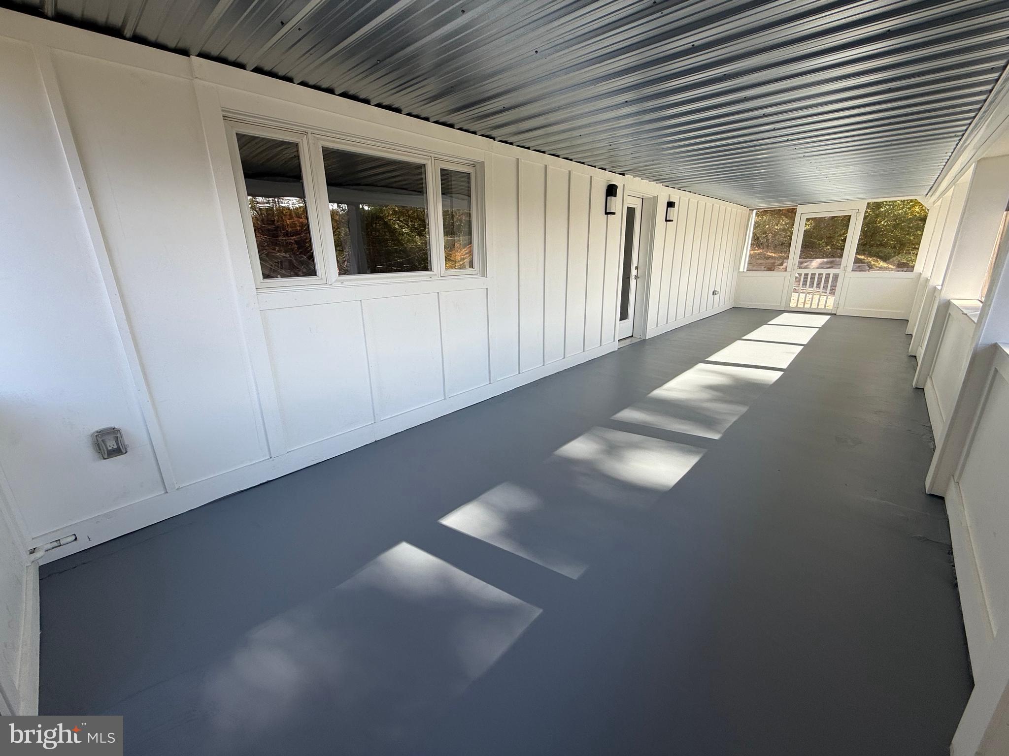 453 Walnut Drive Edgewater, MD 21037 - Photo 35 of 46 a view of entryway