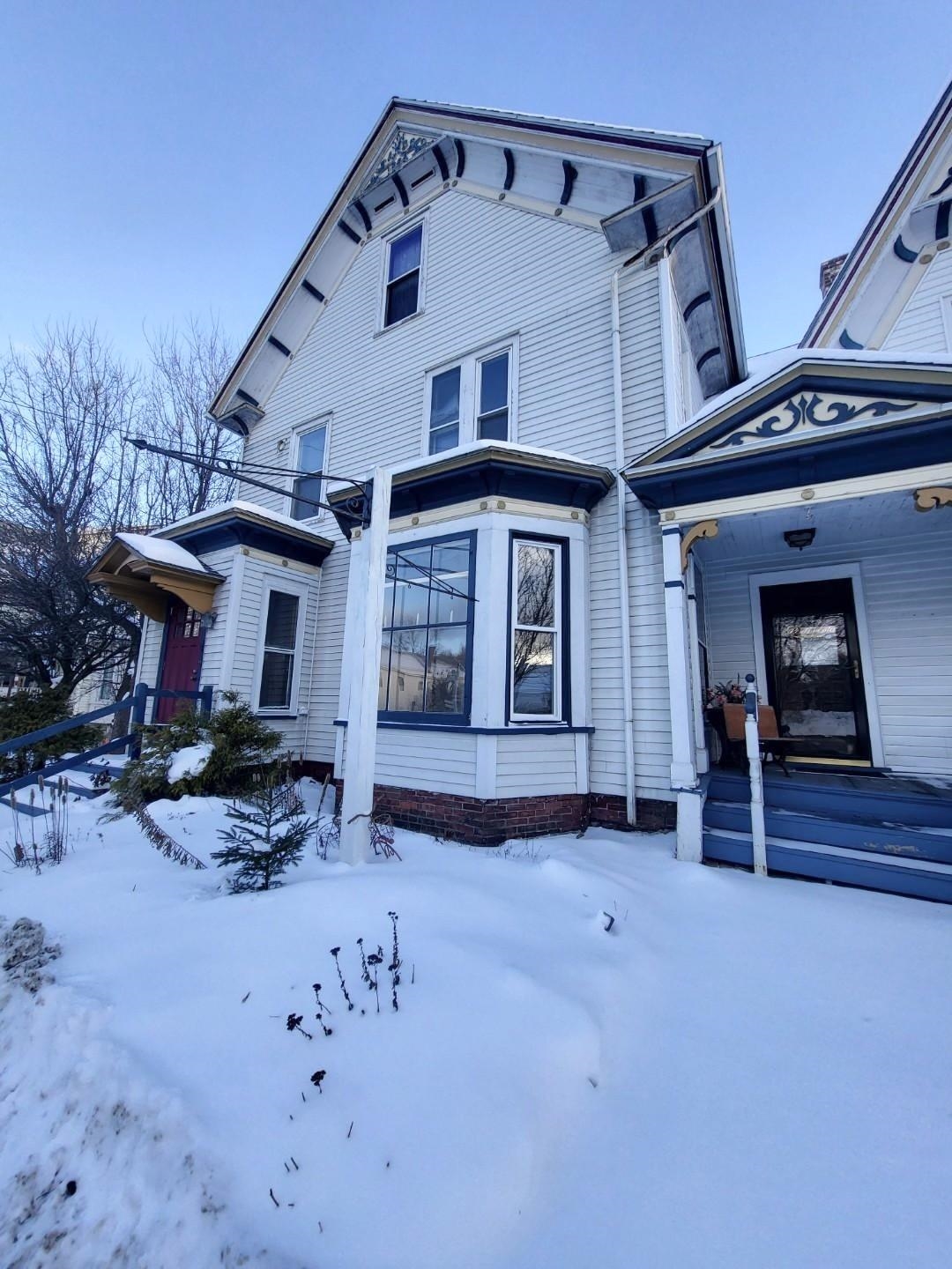 34 Union Street Littleton, NH 03561 - Photo 2 of 60