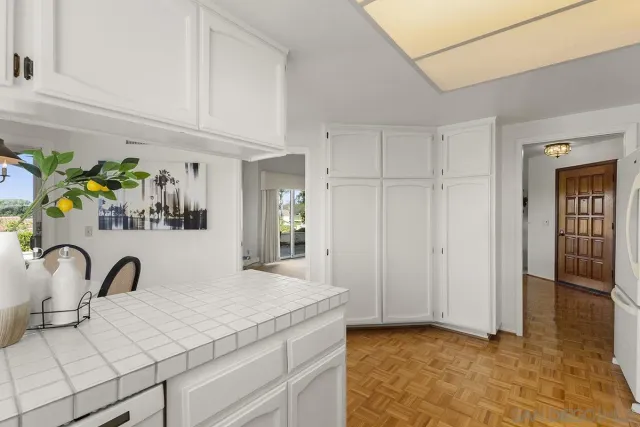 $929,000 | 17632 Caminito Hercuba, San Diego, CA 92128