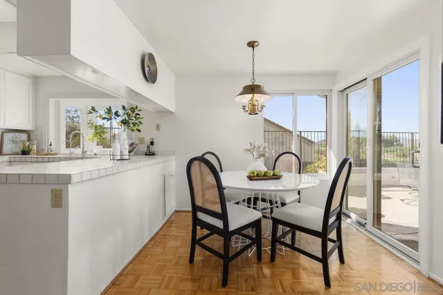 $929,000 | 17632 Caminito Hercuba, San Diego, CA 92128