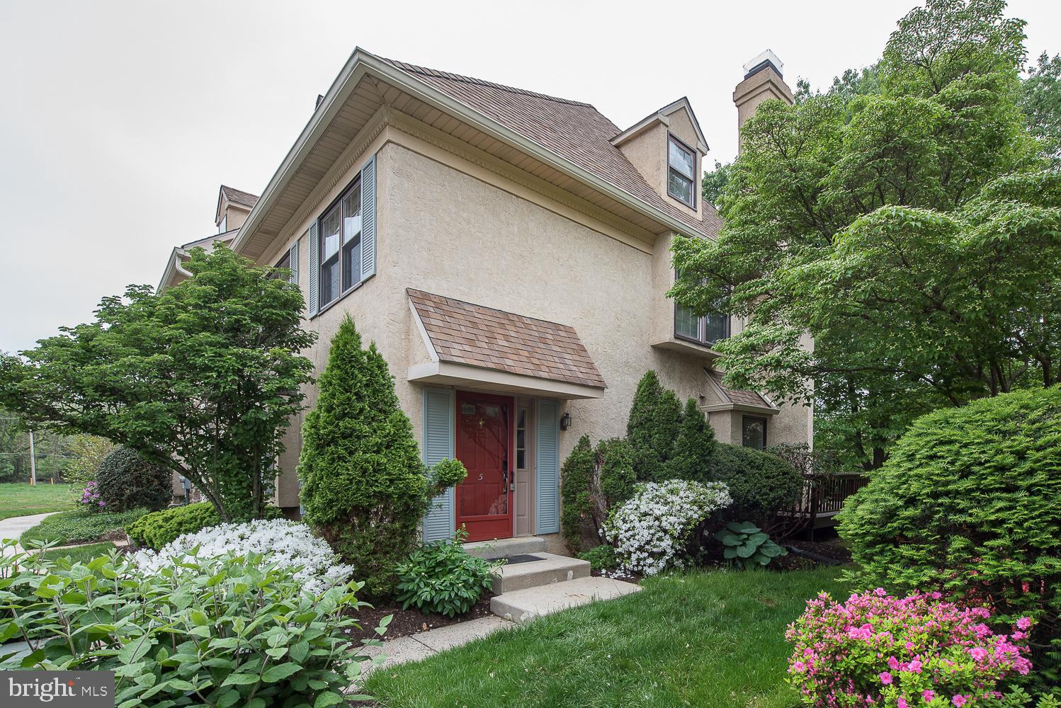 5 Liberte Lane Chesterbrook, PA 19087 - Photo 2 of 27