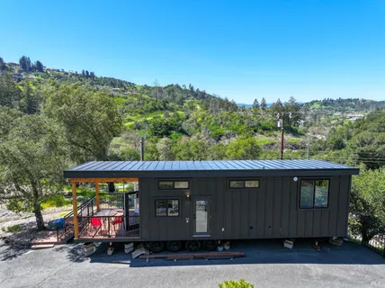 a view of house with a outdoor space