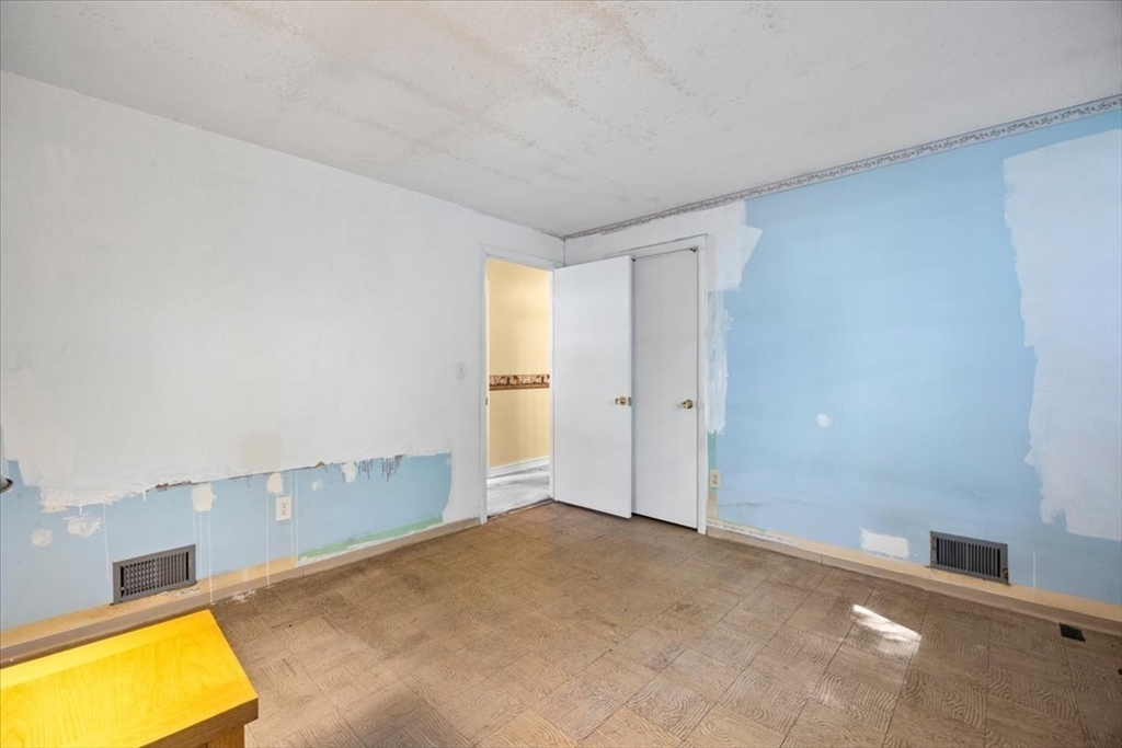 27 Nadine Road Brockton, MA 02302 - Photo 37 of 42