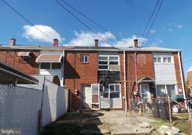 2045 Kelmore Road Baltimore, MD 21222 - Photo 7 of 13 Interior (General)