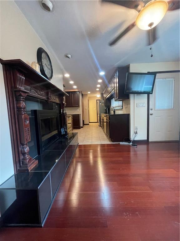 628 Saxonburg Road Butler, PA 16002 - Photo 20 of 46 a view of a hallway with wooden floor