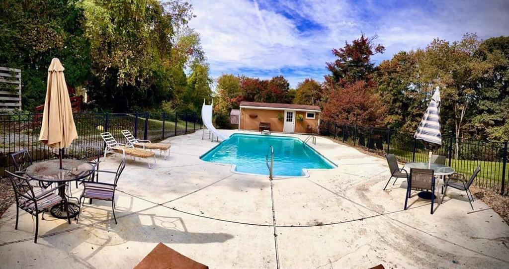 628 Saxonburg Road Butler, PA 16002 - Photo 8 of 46 a view of a swimming pool with a patio