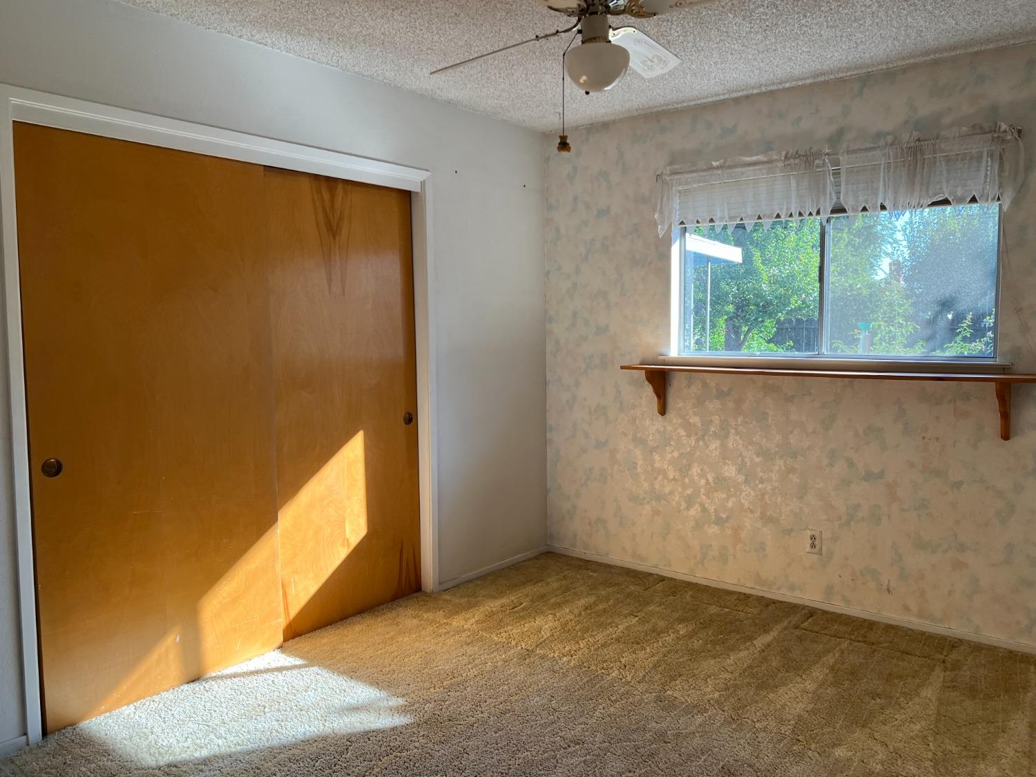 1305 Merced Street Madera, CA 93638 - Photo 14 of 29 Gallery Image 14