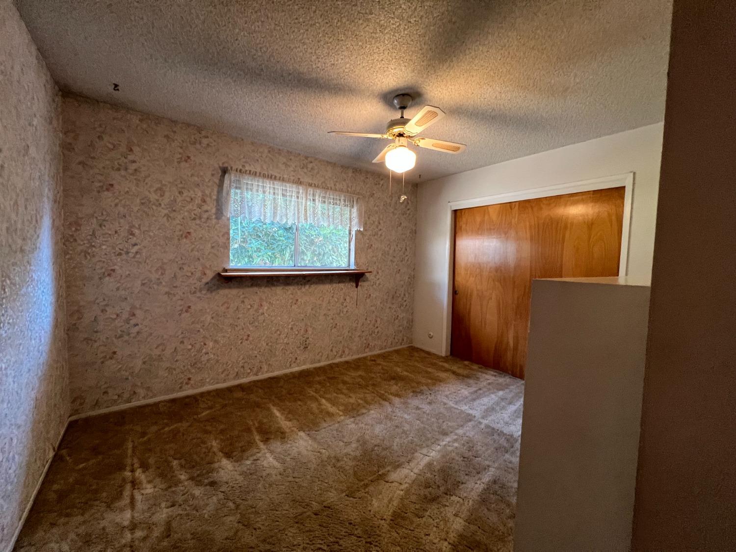 1305 Merced Street Madera, CA 93638 - Photo 17 of 29 Gallery Image 17